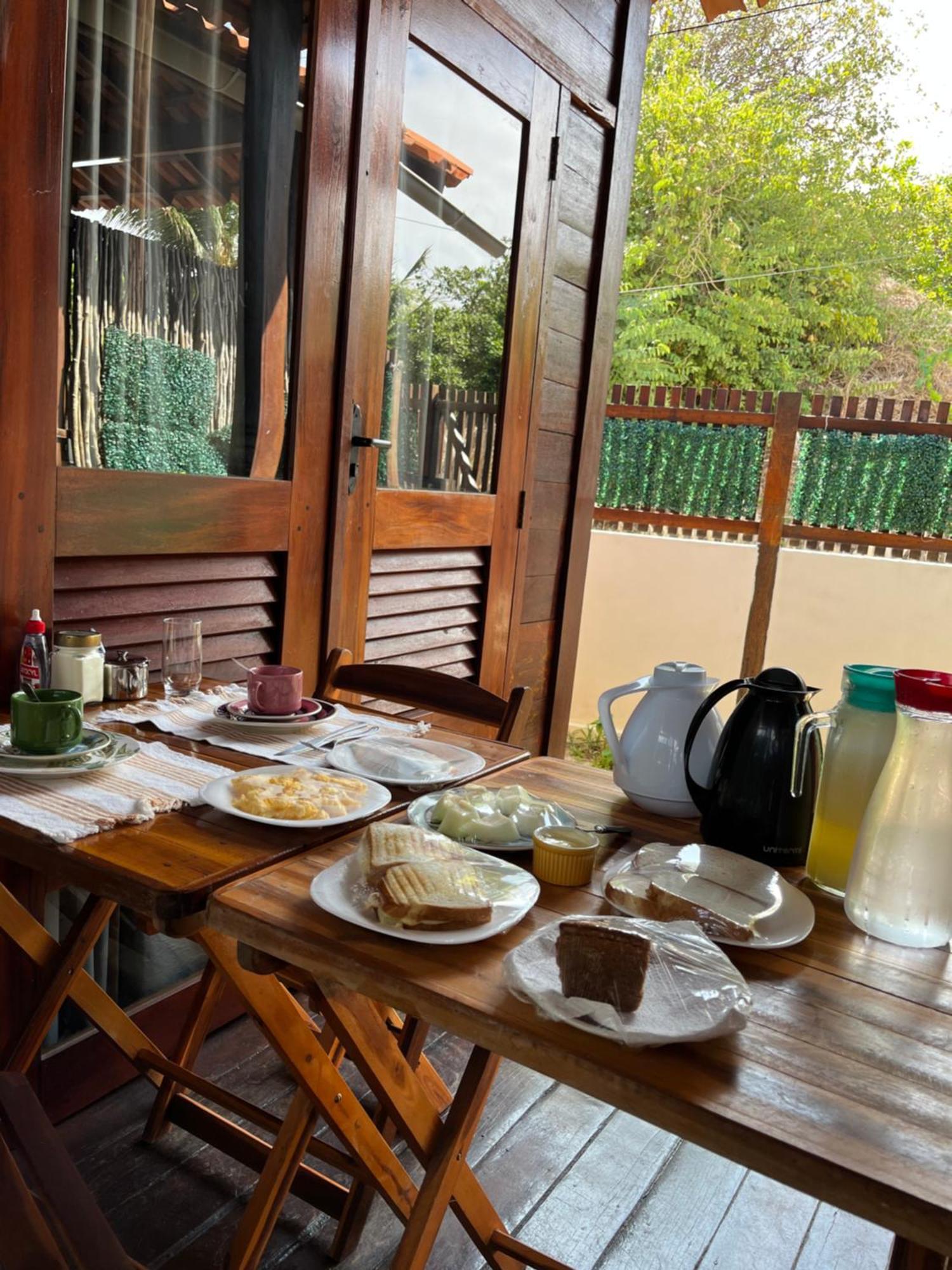 Paradise Hostal Atins